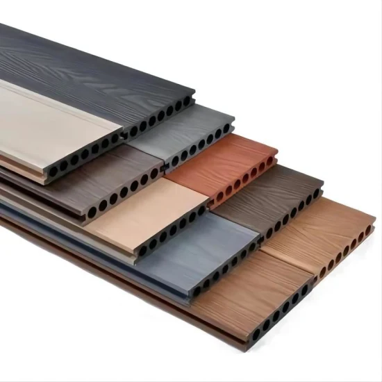 Carreaux de terrasse WPC extérieurs imbriqués en relief 3D respectueux de la peau Planches de terrasse composites en plastique et bois Planchers WPC avec plusieurs couleurs